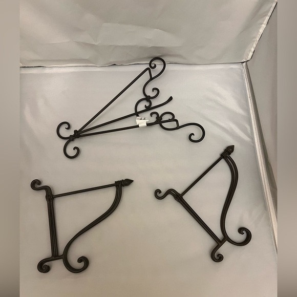 Metal Art Display Holders. - Picture 4 of 4